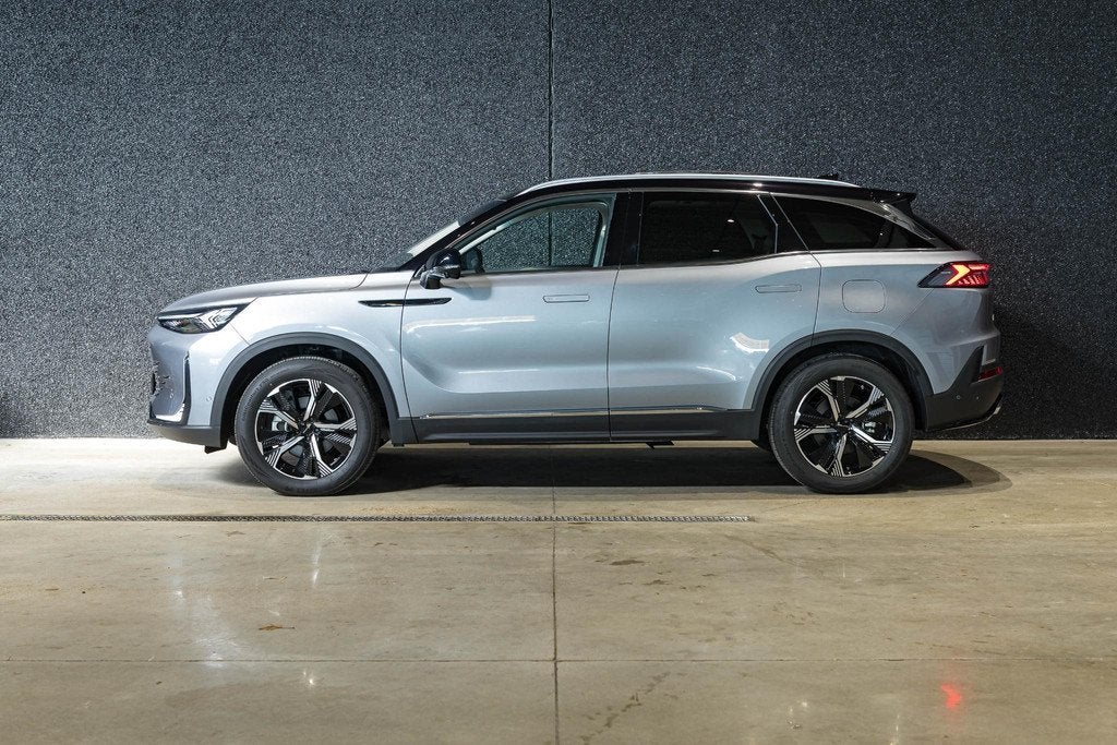 BAIC Beijing X75 1.5 TDGI 7-DCT PREMIUM - FULL OPTION, Stof, Gebruikt, Zwart, 4 cilinders