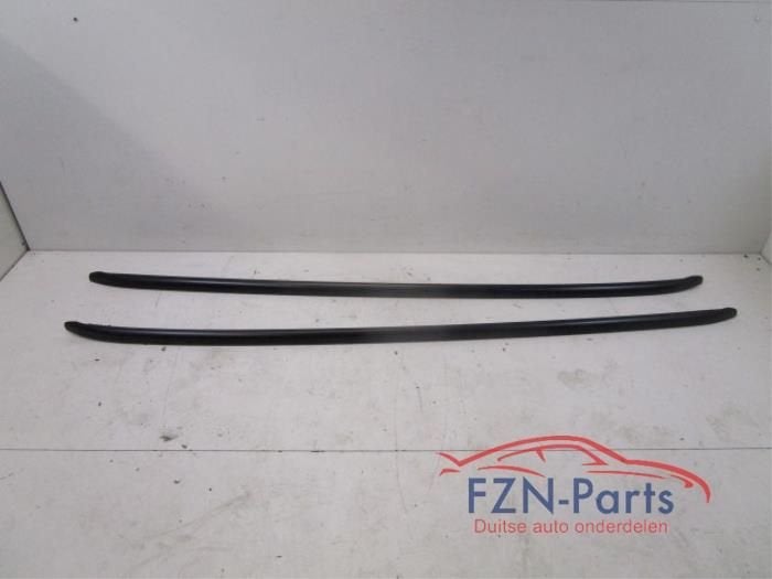 VW Passat B8 3G Variant Dakdragers Set L+R Mat Zwart, Autos : Pièces & Accessoires, Carrosserie & Tôlerie, Utilisé, Enlèvement ou Envoi