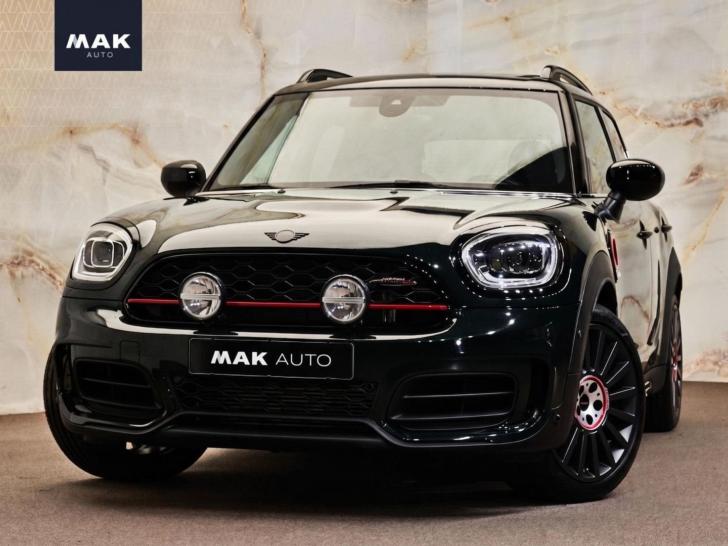 MINI John Cooper Works Countryman 2.0 JCW ALL4 , Akrapovič,, Automaat, 174 g/km, Zwart, Bedrijf