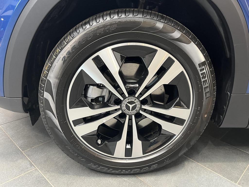 Mercedes-Benz GLB GLB 180 Essential Line Nieuwe wagen, Auto's, Mercedes-Benz, Zwart, 4 cilinders, Bedrijf, 5 zetels