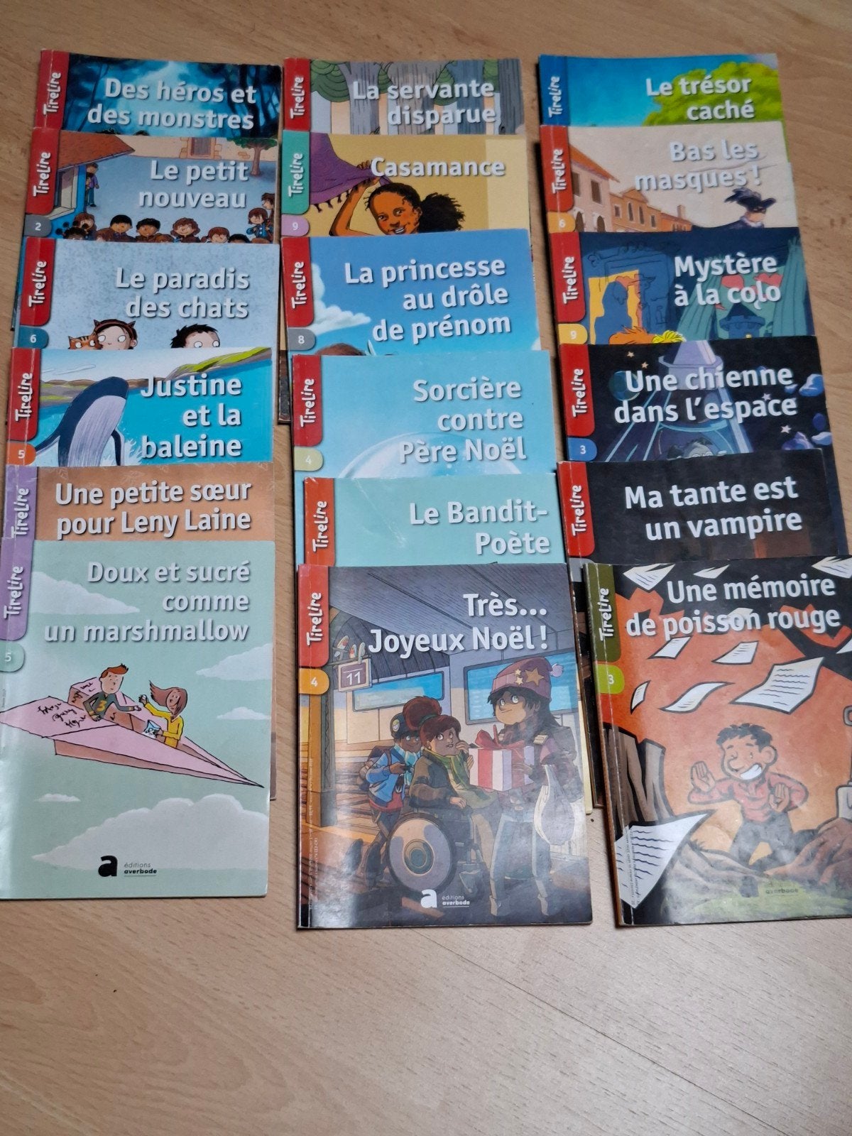 Lot livres tirelire