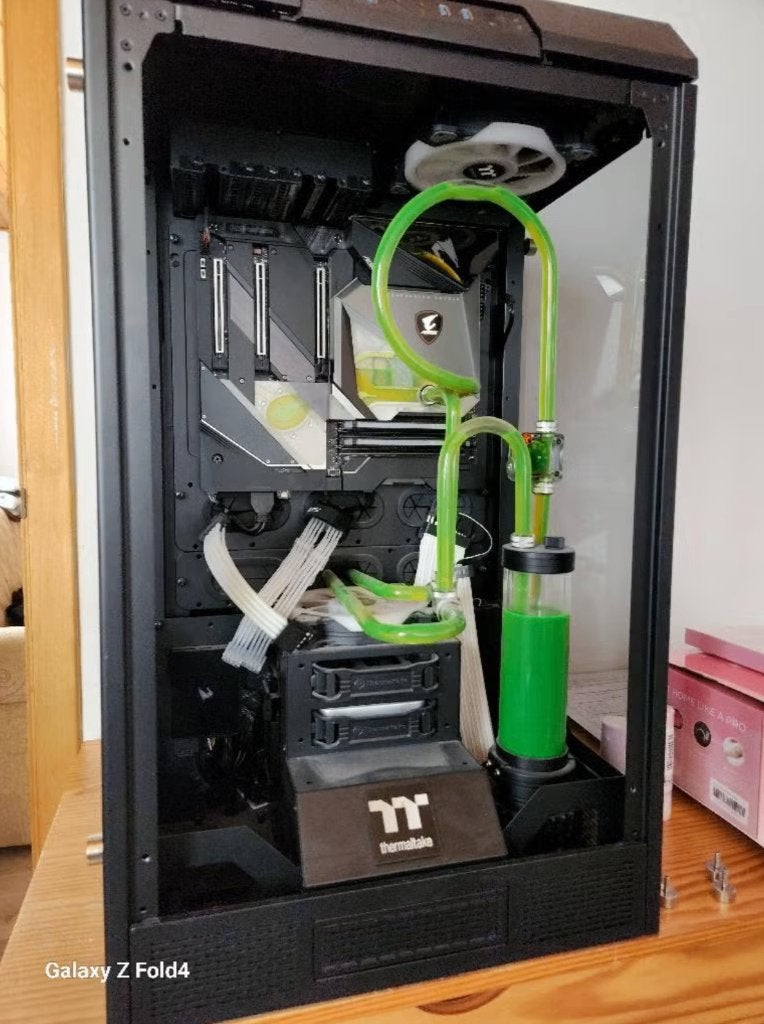 Hoogwaardige waterkoeling op maat PC/i9/AORUS XTREME, Computers en Software, Desktop Pc's, Ophalen, Gigabyte, Intel Core i9, Zo goed als nieuw