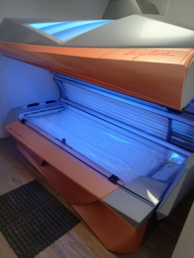Ergoline 800 + 660, Electroménager, Solarium, Banc solaire & Bronzage facial, Enlèvement, Utilisé, Banc solaire double, 15 lampes ou plus