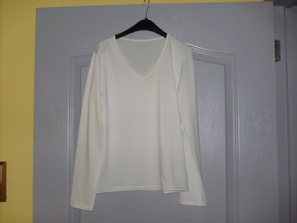 a vendre tee shirt dame, Kleding | Dames, T-shirts, Overige kleuren, 3 suisses, Nieuw, Ophalen of Verzenden