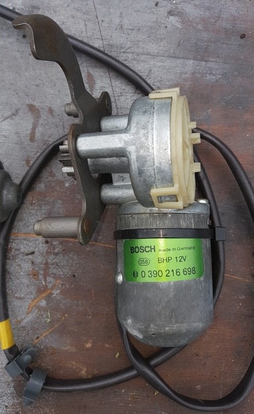 Orig. MB W126 elek. rugleuning- verstellingsmotor, Auto-onderdelen, Interieur en Bekleding, Ophalen of Verzenden, Gebruikt, Mercedes-Benz