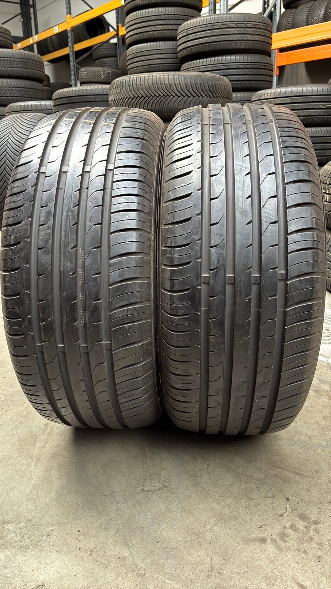 2355017 235/50/17 235/50R17 zomerbanden merk MAXXIS, Kleding | Dames, Ophalen