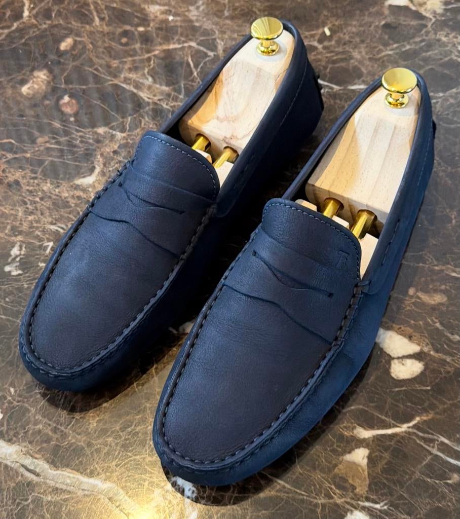 Chaussures de conduite Tod's Gommino Loafers taille 43, Enlèvement ou Envoi, Espadrilles et Mocassins, Porté, Bleu