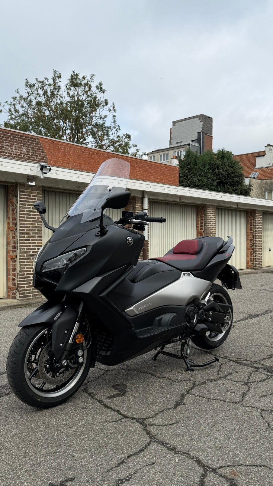 Yamaha tmax 560 25e anniversaire Black Max, Scooter, Permis Moto A2 minimum, 12 à 35 kW, Automatique