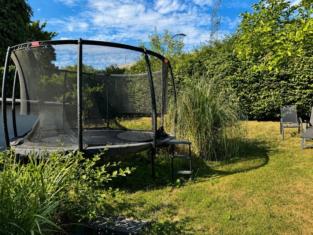 Berg Champion 380 Trampoline met ladder en afdekzeil, Ophalen of Verzenden, Zo goed als nieuw