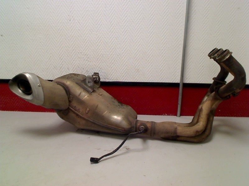 ÉCHAPPEMENT SILENCIEUX ORIGINAL OEM Yamaha, Dhr. S. di Majo, Utilisé, Info@cama-motorparts.nl, P.J. Troelstraweg 8 8
3144 CX  MAASSLUIS, NL
