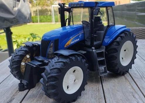 Tractor New Holland - Bruder, Ophalen of Verzenden