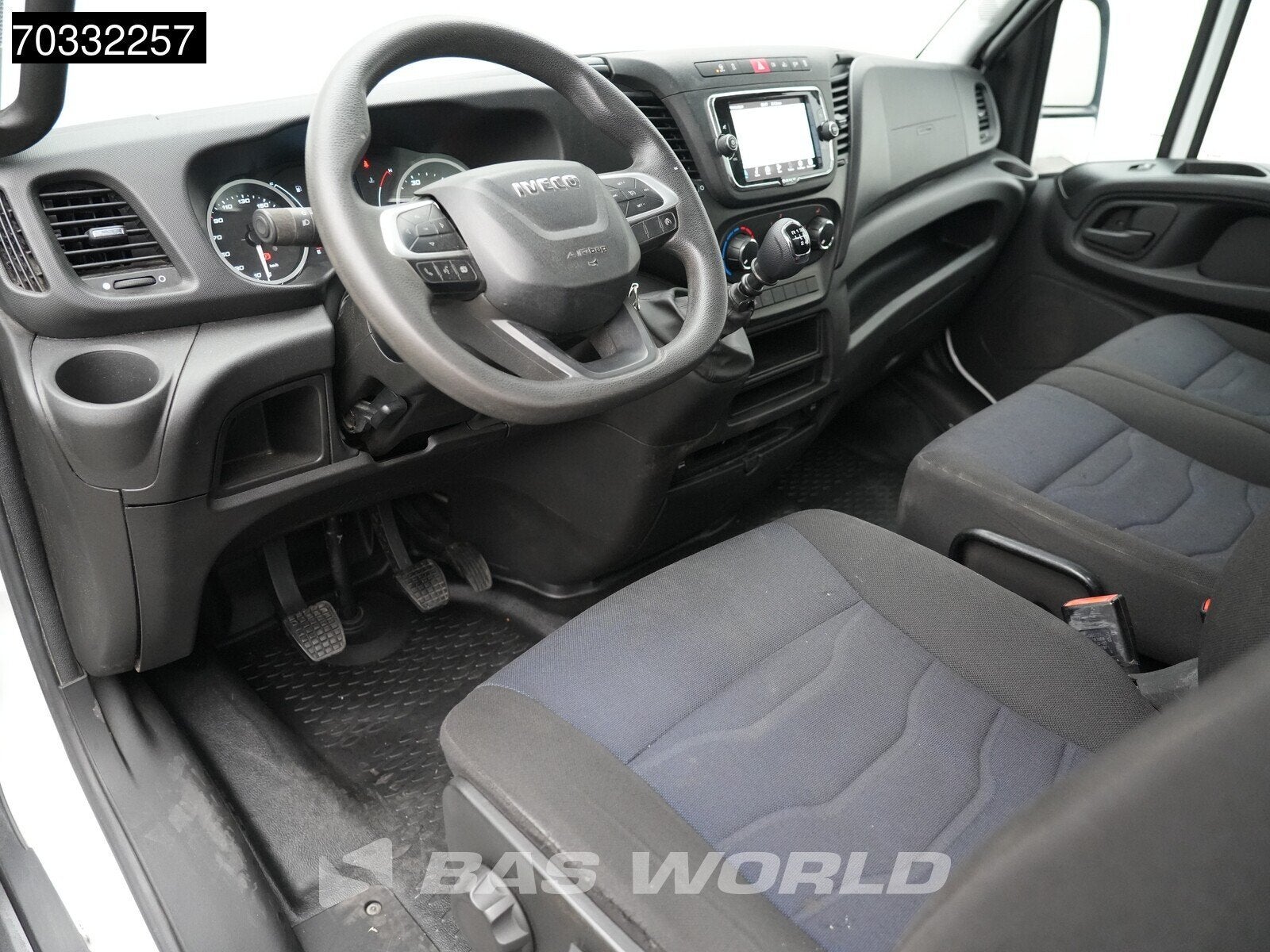 Iveco Daily 35C16 3.0L 160PK Kipper met Kist Navi Camera 3.5, Stof, Gebruikt, Euro 6, Iveco