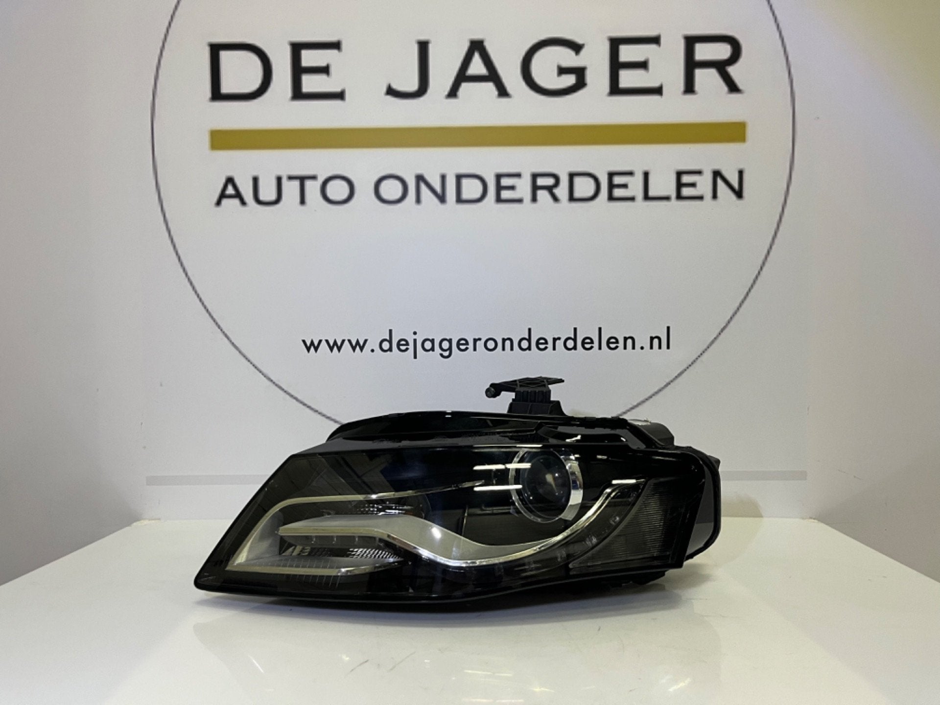 AUDI A4 B8 XENON LED KOPLAMP LINKS 8K0941003C 2008-, Auto-onderdelen, Gebruikt, AUDI AG, Auto-Union-Strasse 1
85045  Ingolstadt, DE