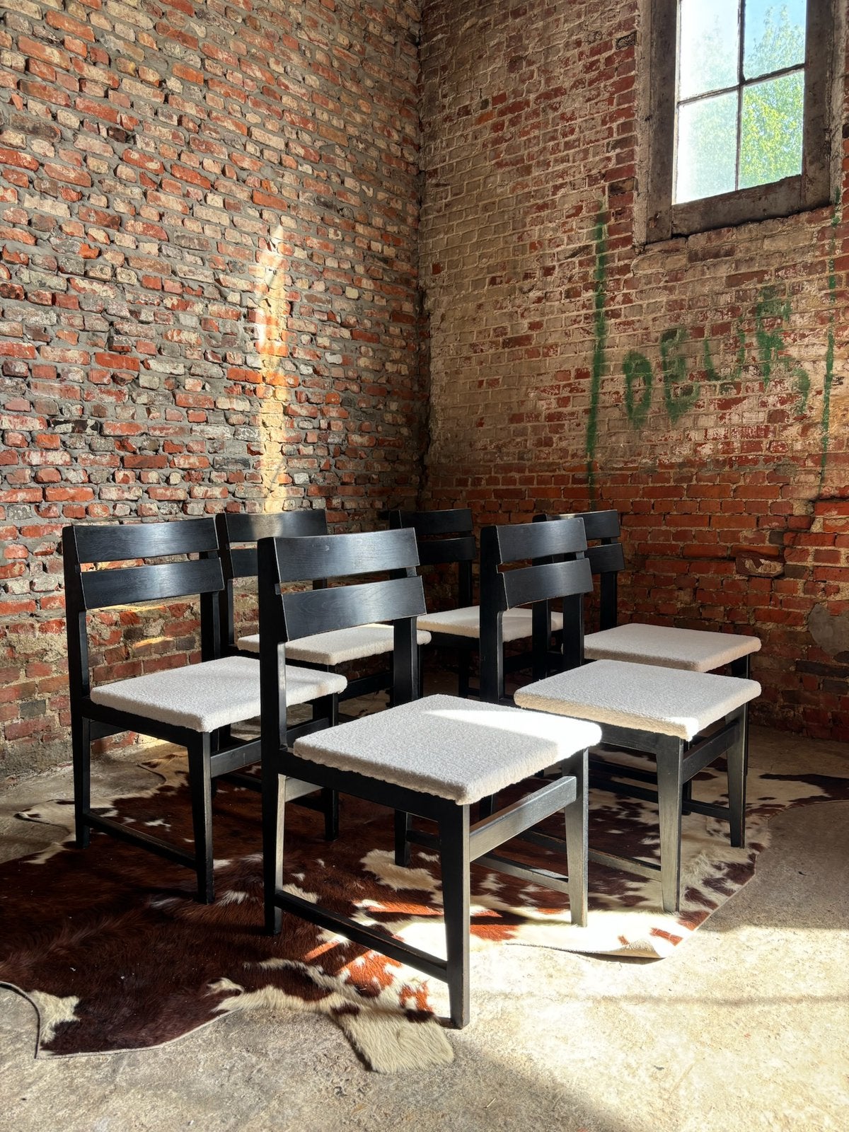 6 zwarte vintage design zwarte stoelen| Bouclé, Ophalen, Zwart, Vintage, Zo goed als nieuw