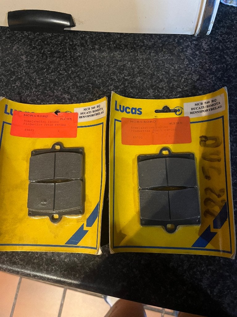 Remblokken Ducati, Motoren, Ophalen, Nieuw