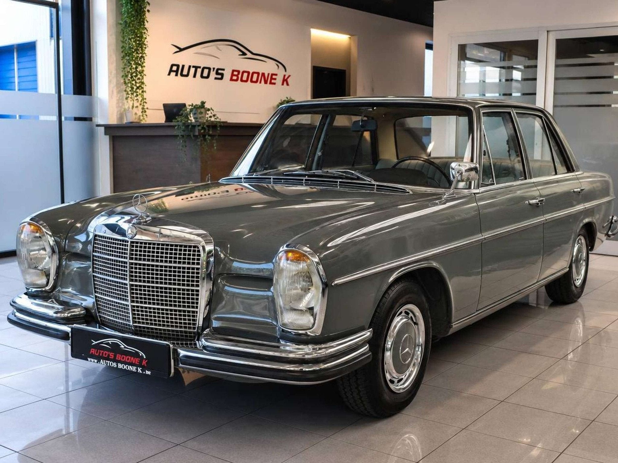 Mercedes-Benz 280 S / Oltimer 1969' / 6 Cilinder, Autos, Achat, 4 portes, Entreprise, Mercedes-Benz
