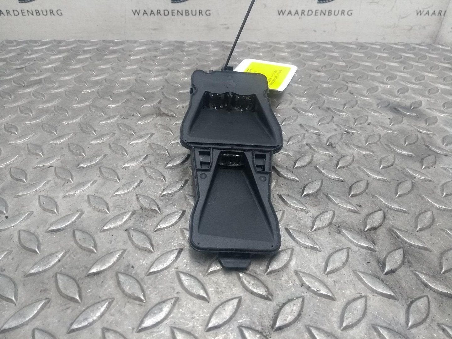 VOLVO V40 CAMERA 2015, Enlèvement ou Envoi, Utilisé, ARN reconnu