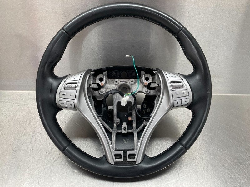 VOLANT DIRECTION Nissan Qashqai (J11) (|34210952B|), Utilisé, Nissan