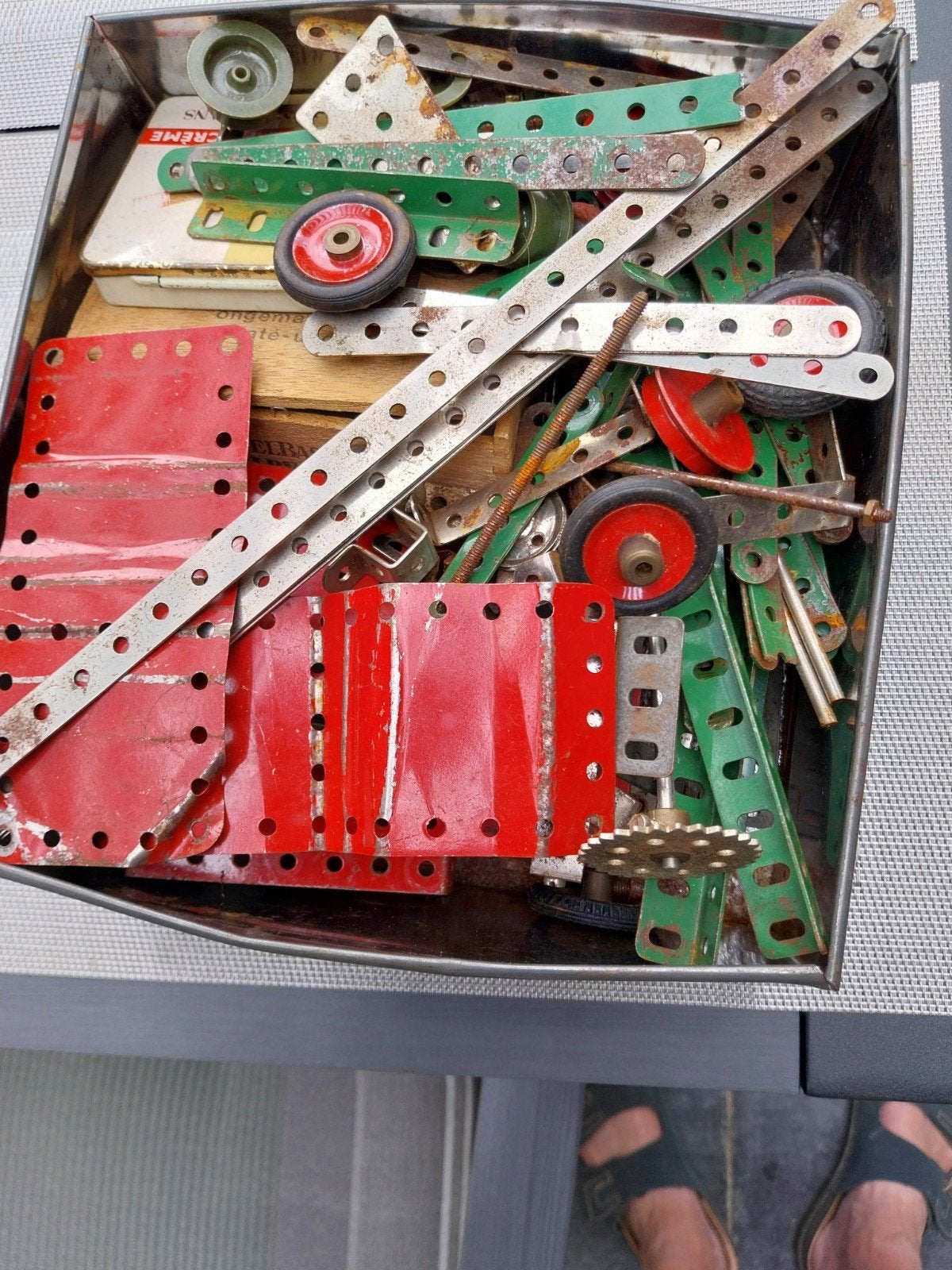 Lot vintage meccano onderdelen, Ophalen