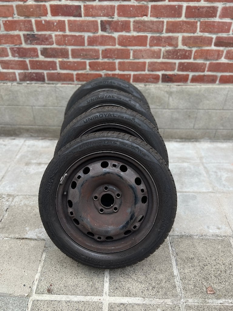 4 Zommer banden met velgen voor Skoda Fabia eerste generatie, Auto-onderdelen, Banden en Velgen, Ophalen, 15 inch, Nieuw, Band(en)