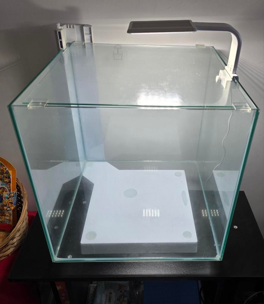 Aquarium 60L met verlichting (2 lampen) en deksel, Dieren en Toebehoren, Ophalen, Filter, Superfish