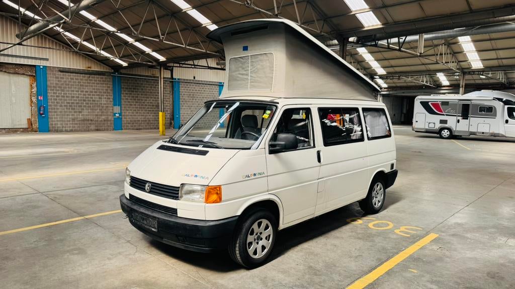 Volkswagen T4 California westfalia oldtimer/camper 2.4d 1991, Caravans en Kamperen, Volkswagen, Bedrijf, Diesel, Standkachel