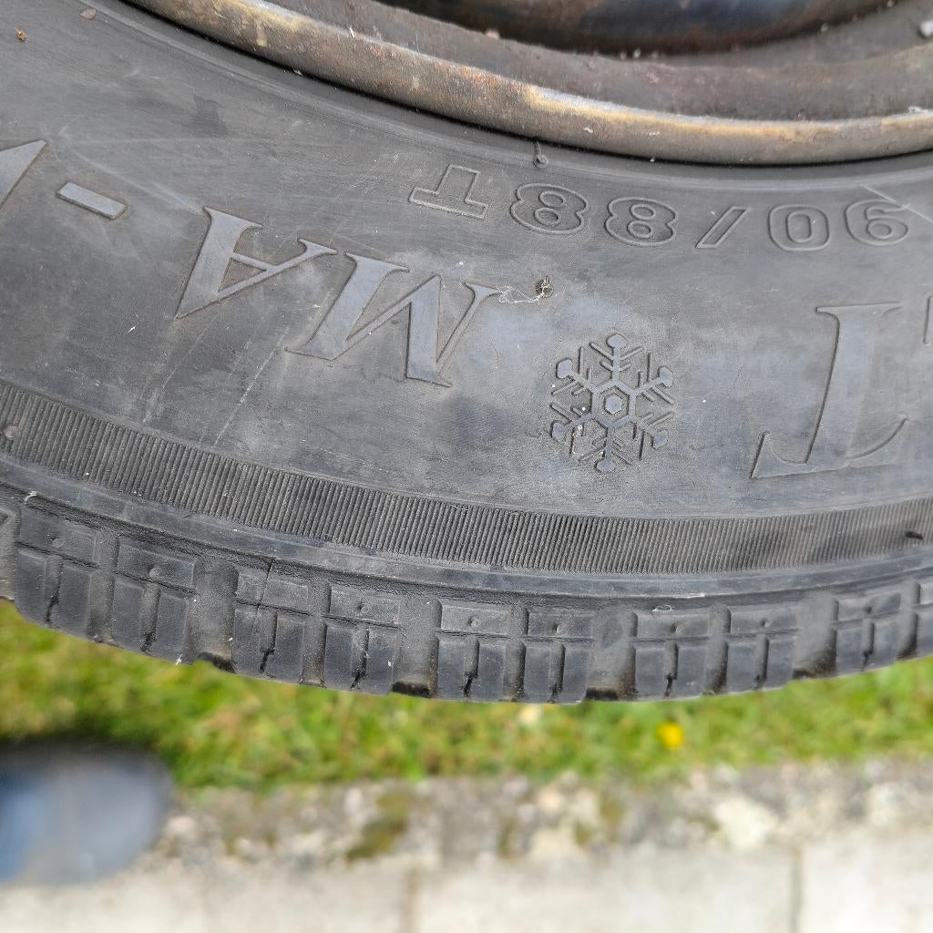 Pneus neiges sur jantes, Autos : Pièces & Accessoires, 14 pouces, Pneus hiver, 175 mm, Véhicule de tourisme