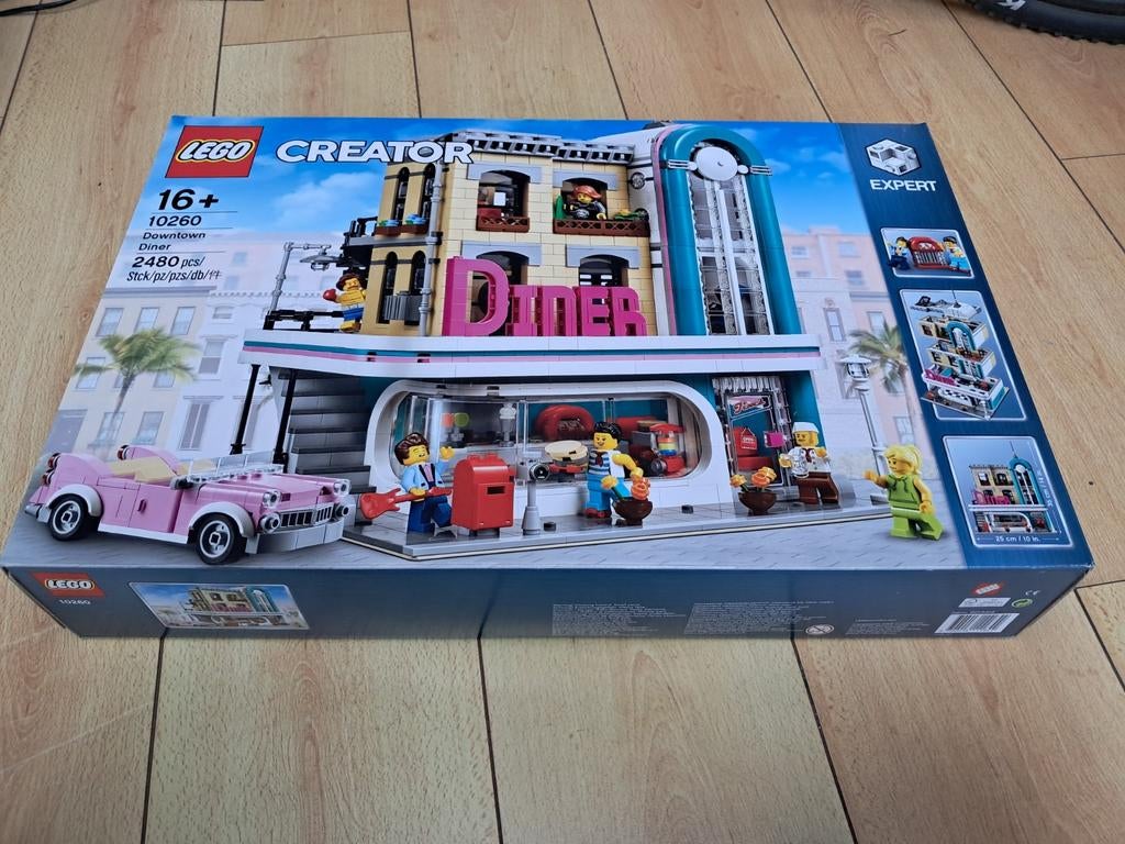 Lego 10260, Ophalen of Verzenden, Nieuw