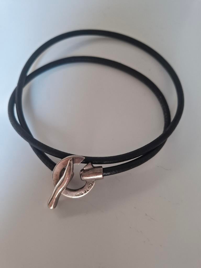 Zwarte leren chokerketting Uno de 59, Met hanger, Zwart, Ophalen of Verzenden, Zo goed als nieuw