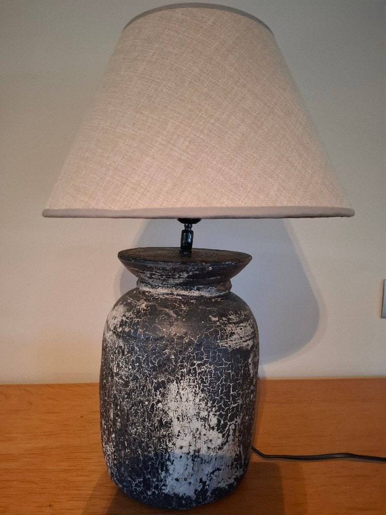 Rustieke tafellamp met kruikvormige voet en stoffen kap, 52 cm, Enlèvement, X, Autres matériaux