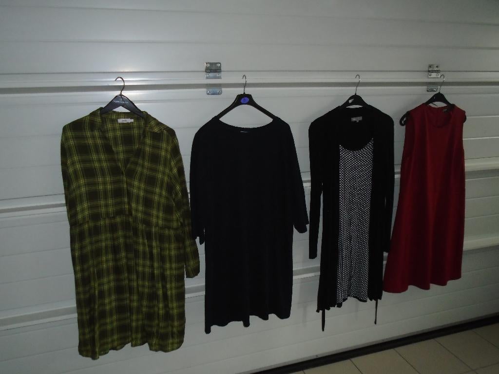 kleedjes maat 44, Overige kleuren, Maat 42/44 (L), Ophalen of Verzenden, Zo goed als nieuw
