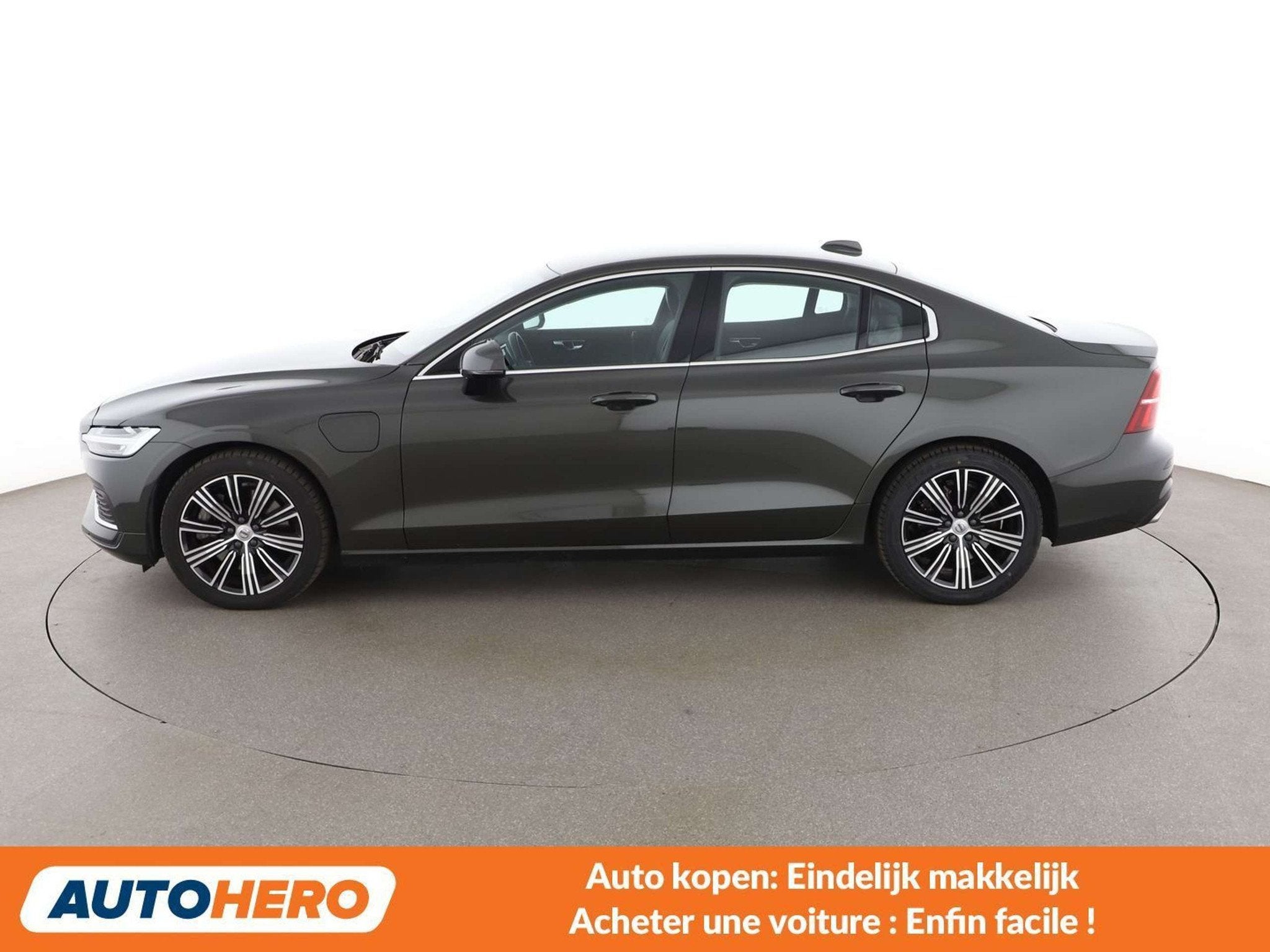 Volvo S60 2.0 T8 Plug-in Hybrid Inscription AWD, Cuir, Argent ou Gris, Achat, https://public.car-pass.be/vhr/e2c4ebc3-0625-4869-9e3c-d4bb7065439f