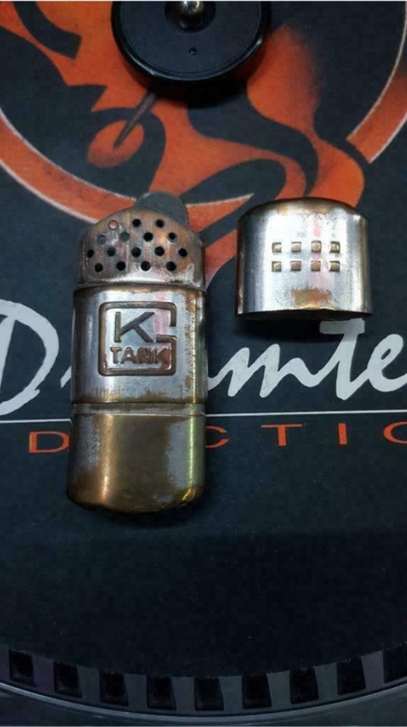 Briquet vintage KG Tank, Verzamelen, Ophalen of Verzenden, Gebruikt, Aansteker