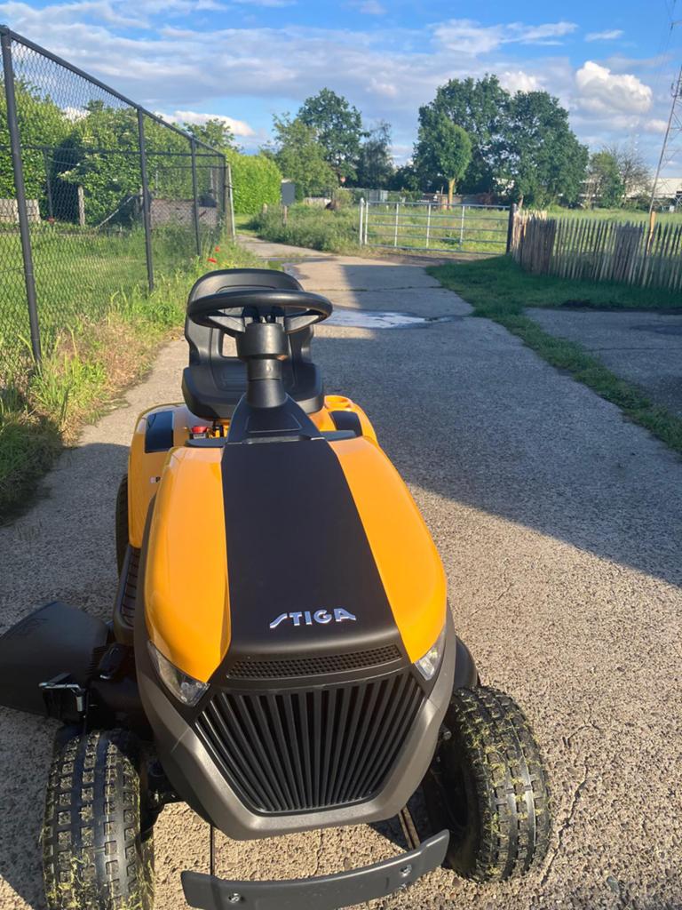 Stiga Tornado 7108E, Tuin en Terras, Zitmaaiers, Zo goed als nieuw, Ophalen