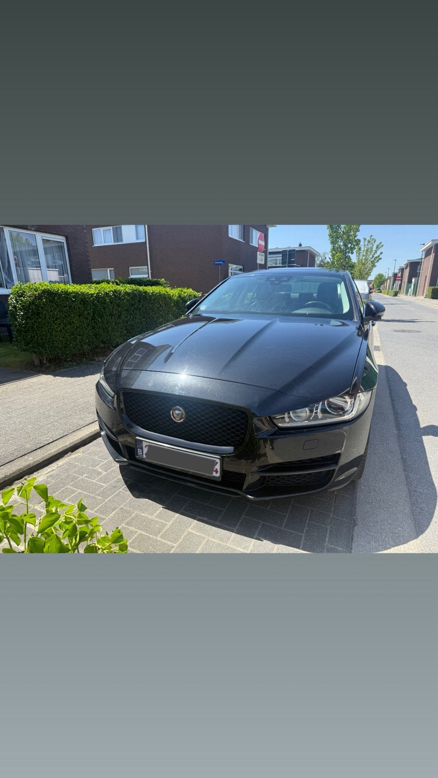 Jaguar xe  2.0 diesel. 2017 ( motor schade ), Autos, Jaguar, Achat, Noir, 5 portes, Automatique