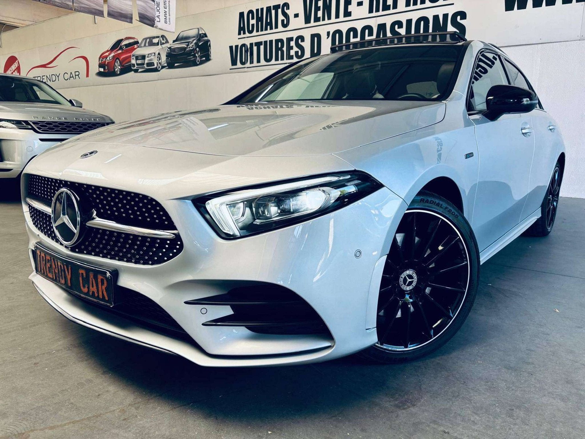 Mercedes-Benz A-Klasse 250 e PHEV AMG Line+SUNROOF+GPS+CAMER, Autos, Cuir, Entreprise, Automatique, 4 cylindres