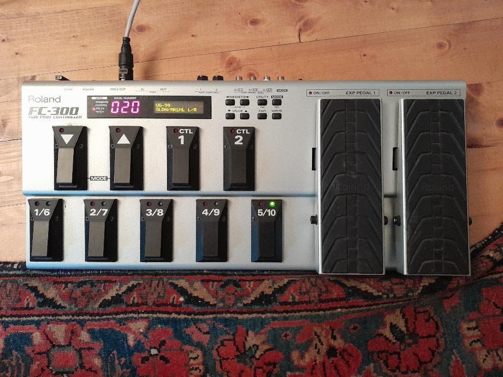 Pédale MIDI Roland FC-300 avec câble RRC2, Musique & Instruments, Effets, Enlèvement ou Envoi