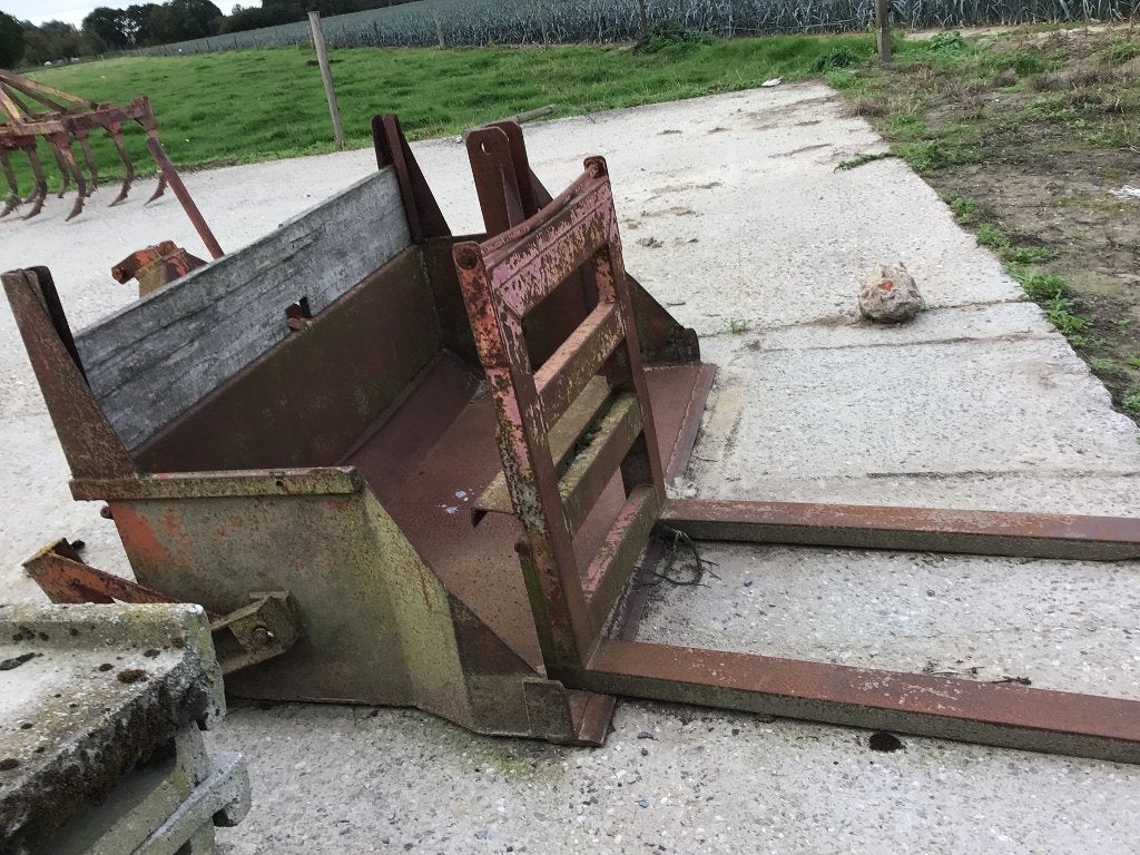 Schepbak + palletvork, Enlèvement