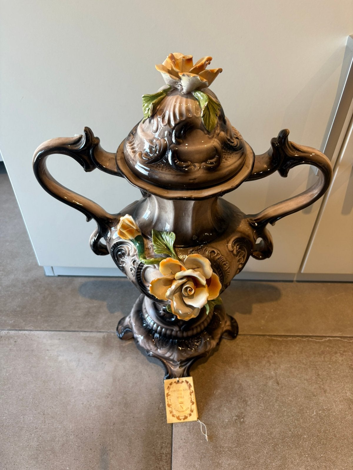 Vase en céramique italienne « CAPODIMONTE » (48/34 cm), Antiquités & Art, Enlèvement ou Envoi
