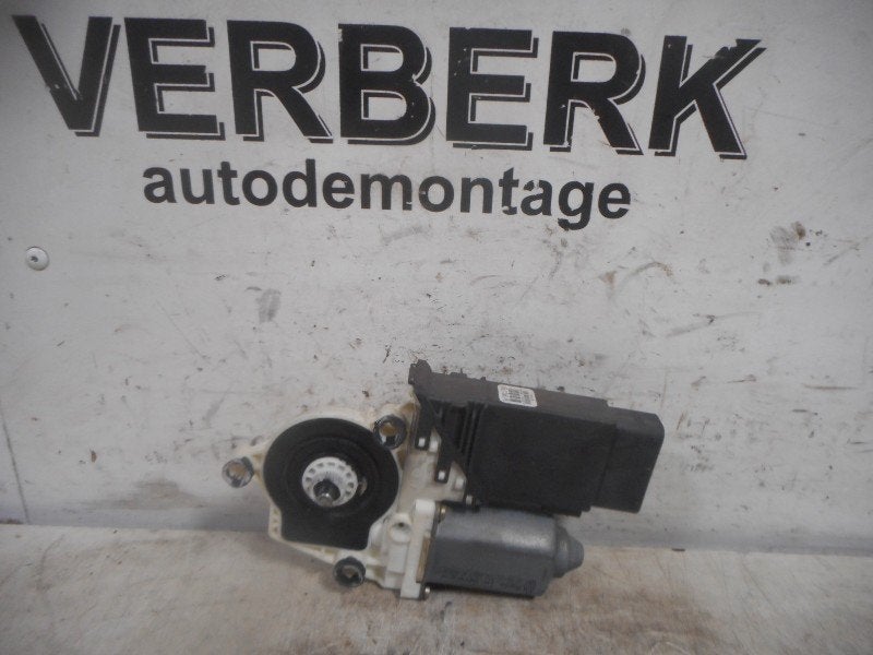 MOTOR RAAMMECHANIEK RECHTS VOOR Bora (1J2) (1j1959802d), Gebruikt, Voor, Volkswagen
