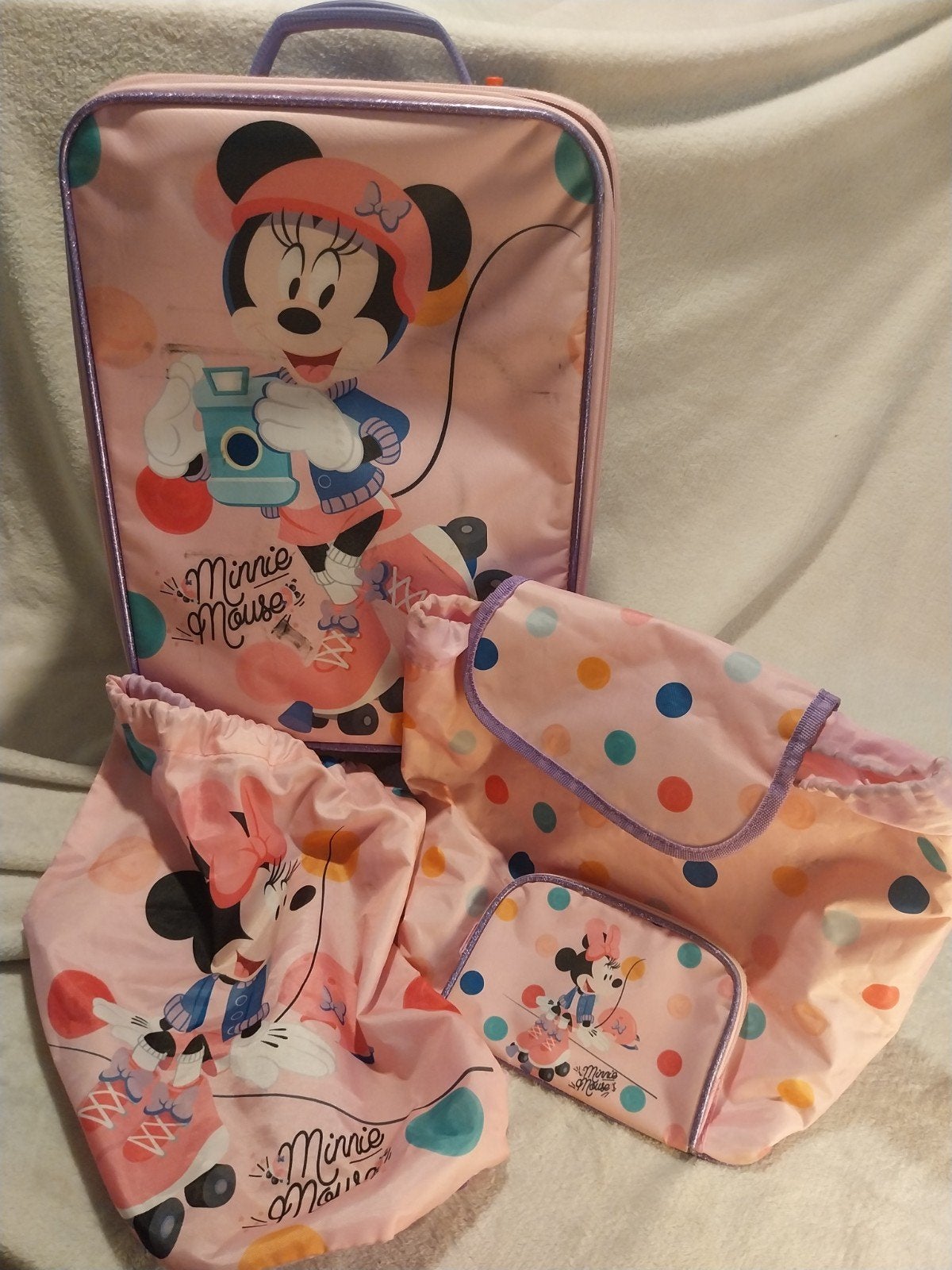 MINNIE MOUSE reiskoffer, Ophalen