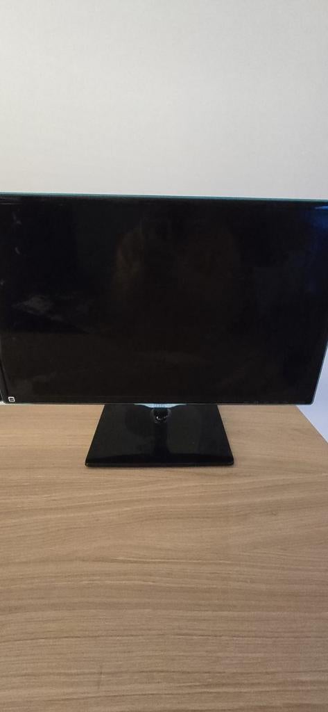 1x ​Samsung S24D390HL Full HD Monitor–Stijlvol Design 24inch, Ophalen, Gebruikt, Hoofdtelefoonaansluiting, HDMI