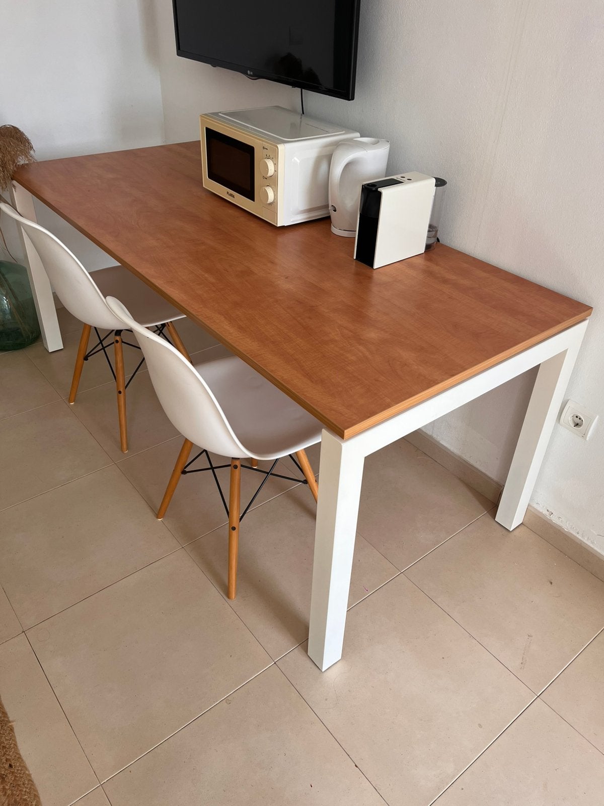 Tafel met houten blad en metalen poten, Huis en Inrichting, Gebruikt, 200 cm of meer, 50 tot 100 cm, Vijf personen of meer