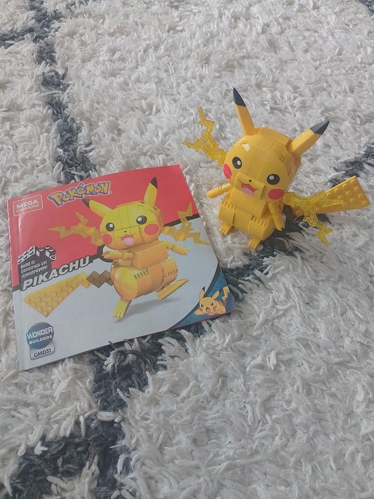 Pokémon Pikachu Mega Construx, Ophalen