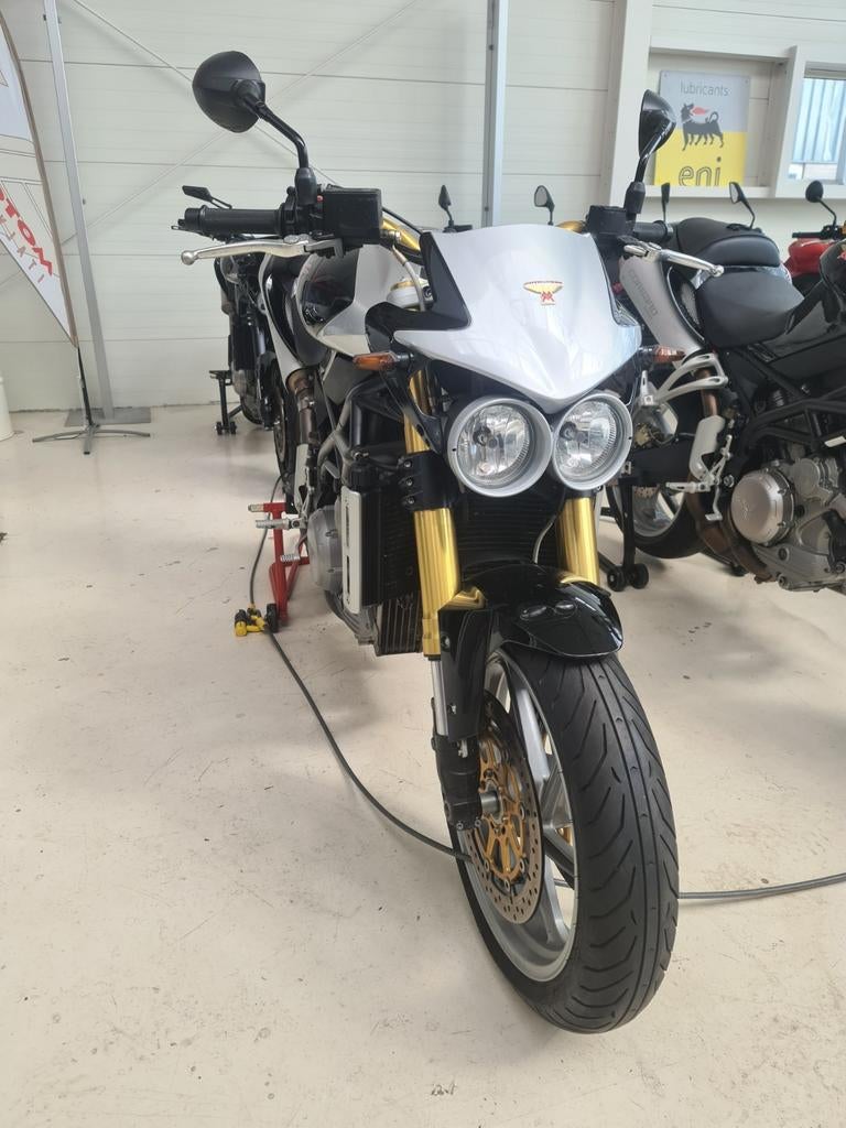 Moto Morini Corsaro 1200 140pk/123 nm koppel vanaf € 2500, Motos, Motos | Marques Autre, Entreprise
