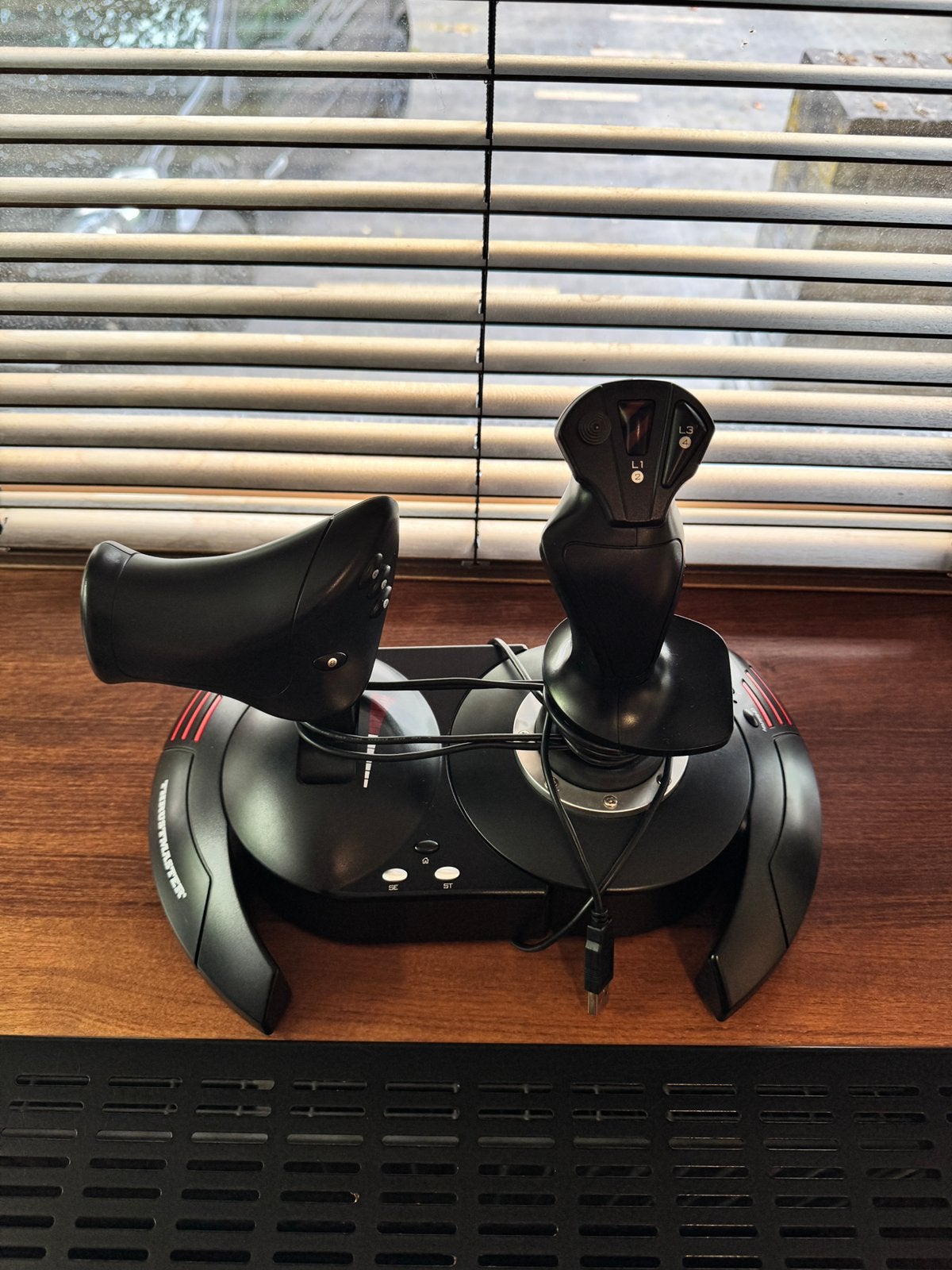 Thrustmaster T.Flight Hotas X, Ophalen, Zo goed als nieuw
