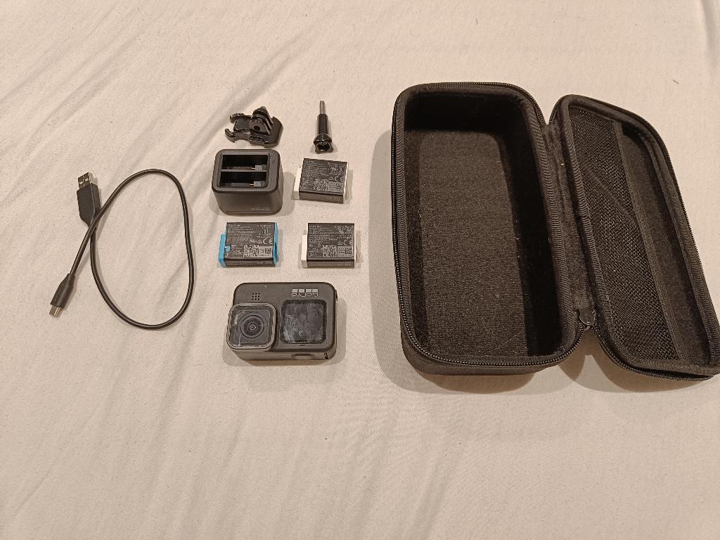 GoPro Hero 9 + 2 enduro batterijen, Ophalen, Zo goed als nieuw, GoPro