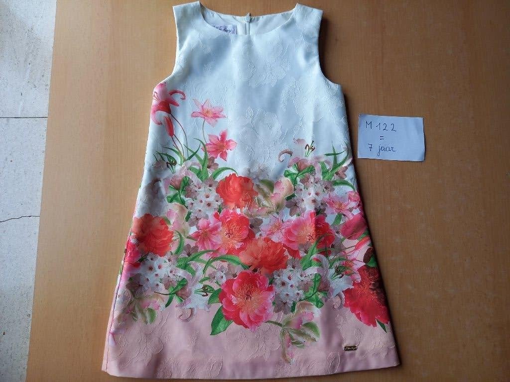 Nieuw zeer mooi kleedje Blue Bay maat 122 meisje, Kinderen en Baby's, Meisje, Nieuw, Ophalen of Verzenden, Jurk of Rok