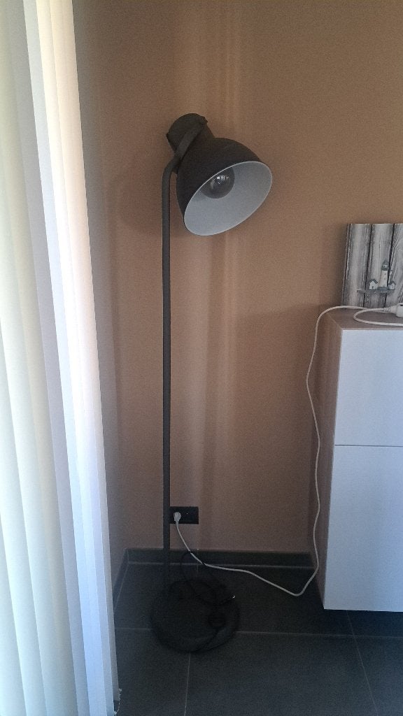 Lampe / Lampadaire Ikea Hektar, Maison & Meubles, Enlèvement, Comme neuf, 150 à 200 cm