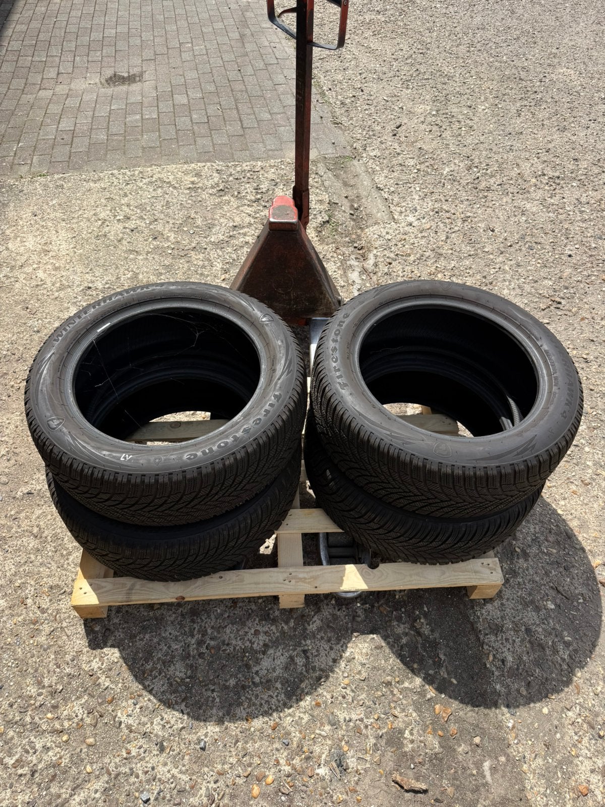 Winterbanden 235/55R19 105V, Auto-onderdelen, Banden en Velgen, Ophalen, Winterbanden, Band(en)